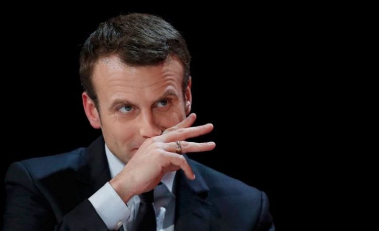 Imigração: Macron veste a camisa da extrema direita