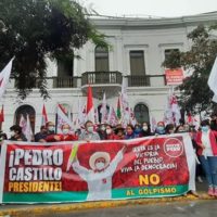 Praças e ruas se enchem em Lima e em todo o Peru