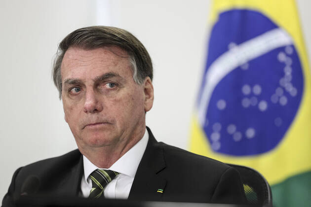 O governo Bolsonaro no centrão arenoso