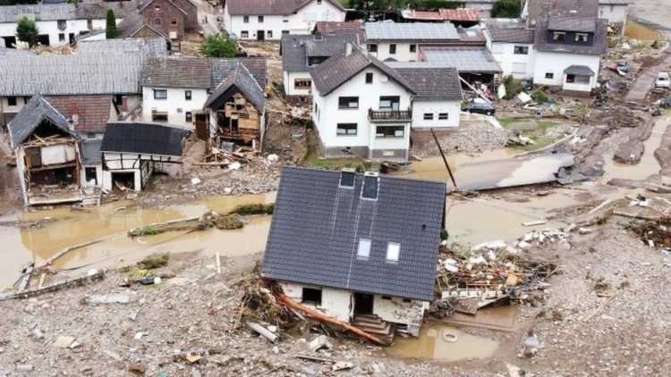 Inundações na Europa: Isto não é um desastre natural