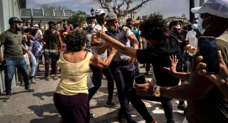 Explosão social em Cuba: os sinais ignorados