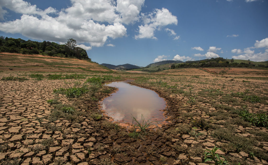 Nova crise hídrica e a luta contra a mercantilização da água: presente e futuro em disputa