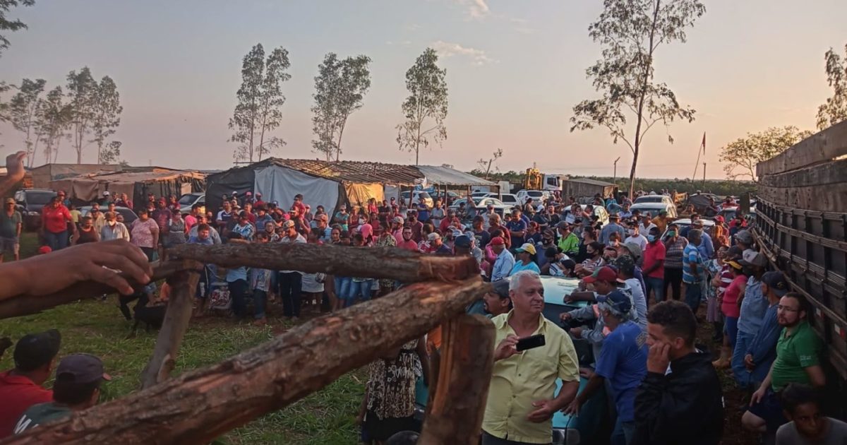 FNL realiza três novas ocupações neste sábado e intensifica a luta pela terra no Pontal do Paranapanema
