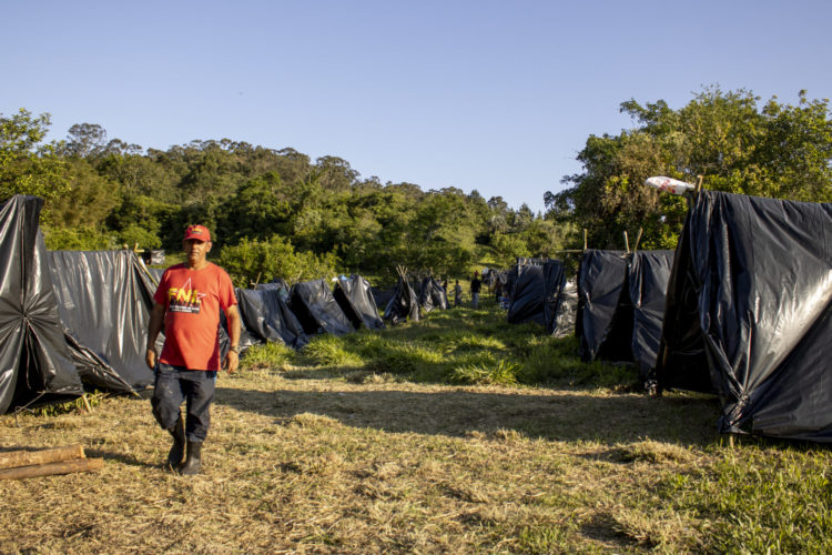 Nasce o acampamento Semente de Marielle: Mais de 150 famílias ocupam nova área em Sapucaia do Sul em busca da regularização do território para a moradia popular