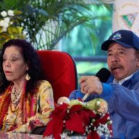 Felicitação à esquerda que enfrenta Daniel Ortega