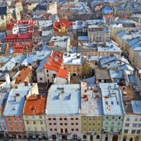 Lviv: onde não há guerra, mas se ouve