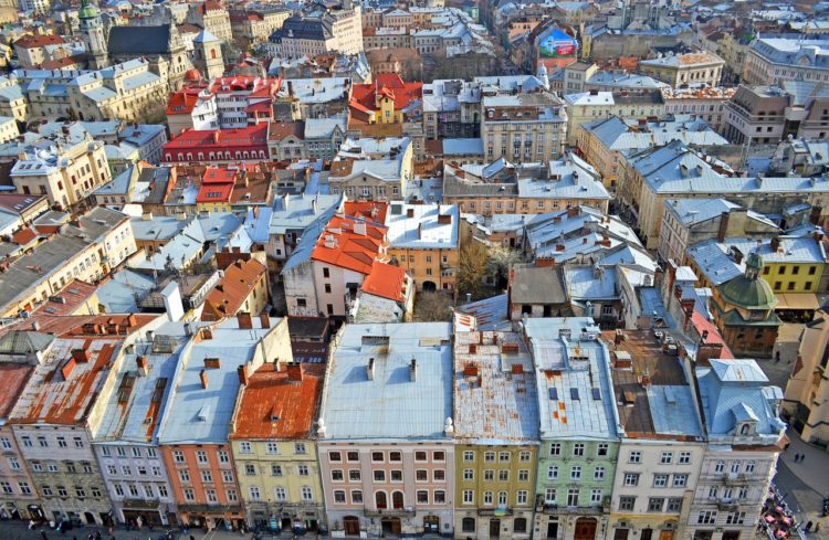 Lviv: onde não há guerra, mas se ouve