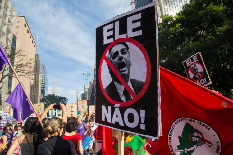 A misoginia de Bolsonaro cobra seu preço