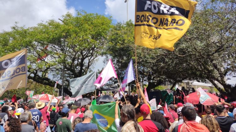 Voto crítico em Décio e Bia para enfrentar o bolsonarismo em Santa Catarina