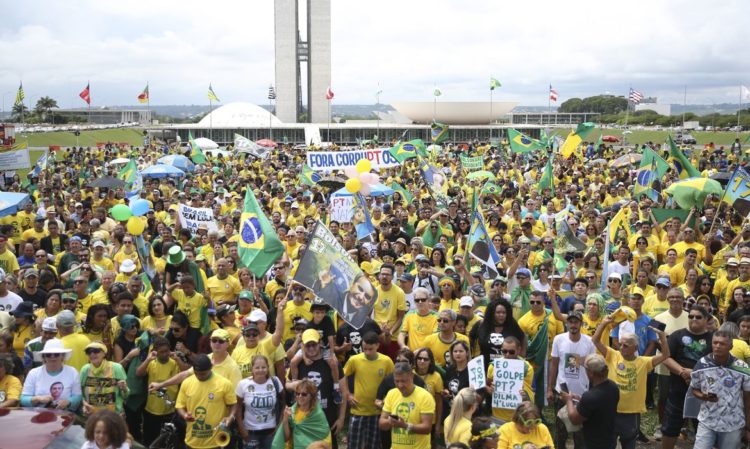 Deputados do PSOL pedem que STF investigue financiadores de atos golpistas