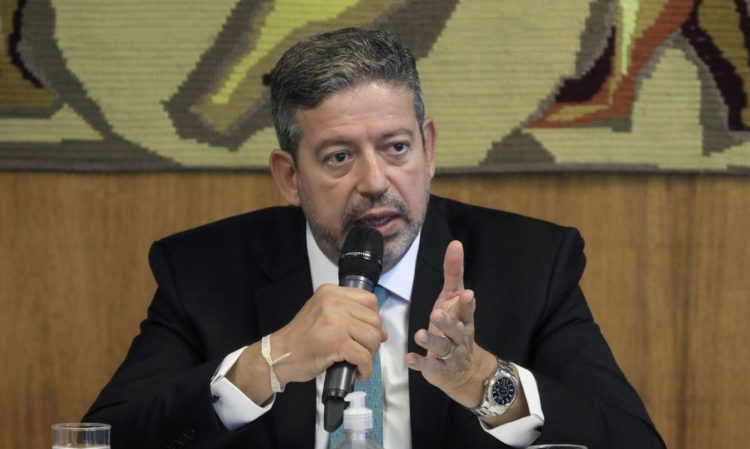 Bancada do PSOL não apoiará recondução de Lira à presidência da Câmara