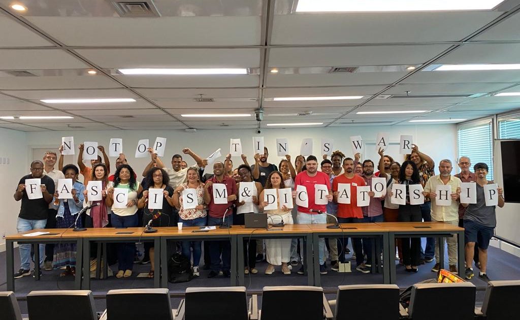 Solidariedade brasileira aos antifascistas russos