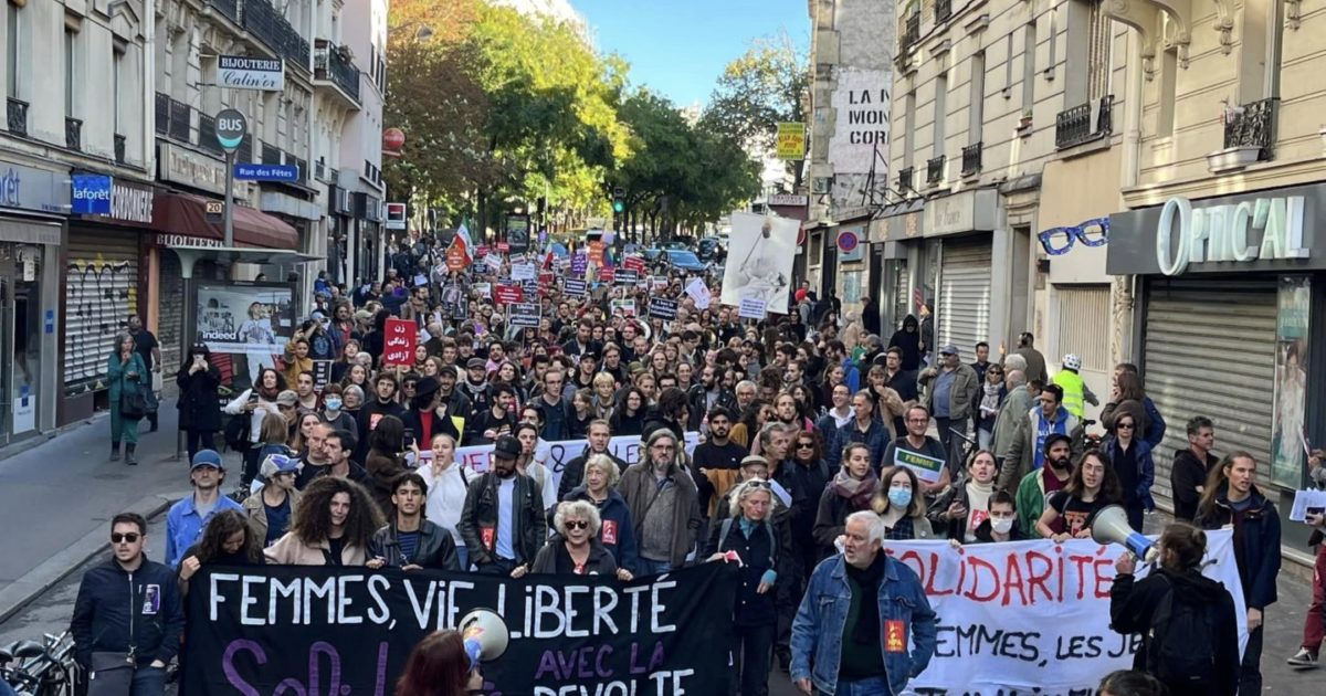 Aposentadorias na França: mulheres na linha de frente, mulheres em luta!