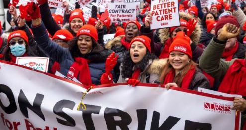 Em Nova Iorque, milhares de enfermeiras declararam greve e ganharam