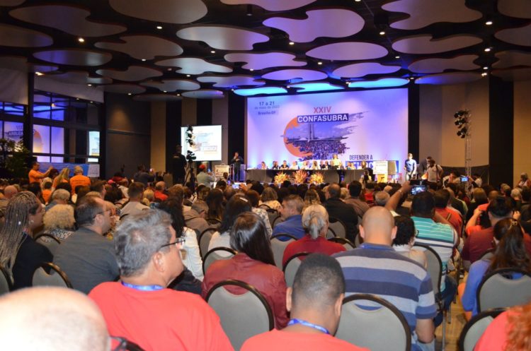 Após 5 anos, FASUBRA realiza congresso que decide sobre arcabouço fiscal do governo Lula e refiliação à Central Sindical