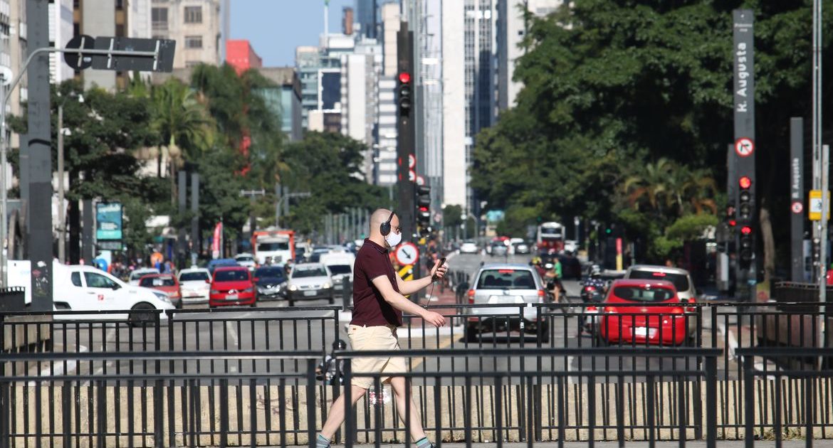 Câmara de SP aprova Plano Diretor que facilita construção de prédios altos