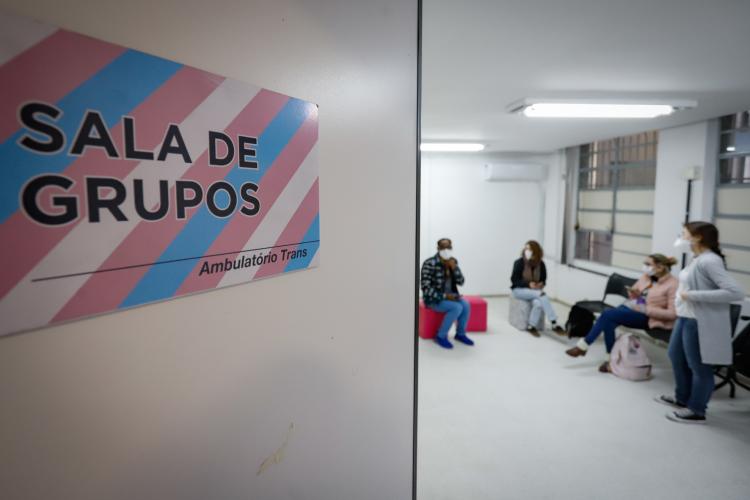 Faltam médicos no Ambulatório Trans de Porto Alegre
