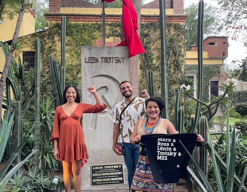 Parlamentares do MES/PSOL visitam o Museu Trotsky