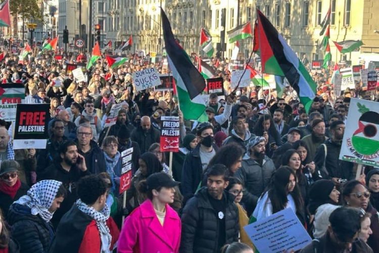 A maior demonstração de solidariedade à Palestina da história da Grã-Bretanha