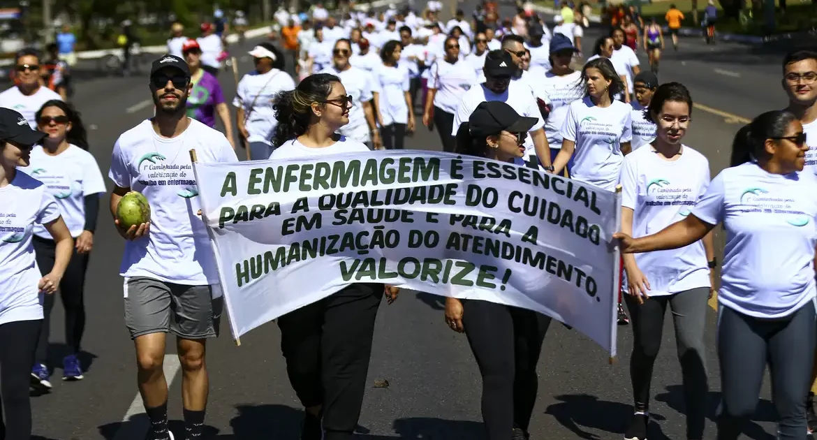 Para alegria dos patrões, STF decide regionalizar piso da Enfermagem para celetistas