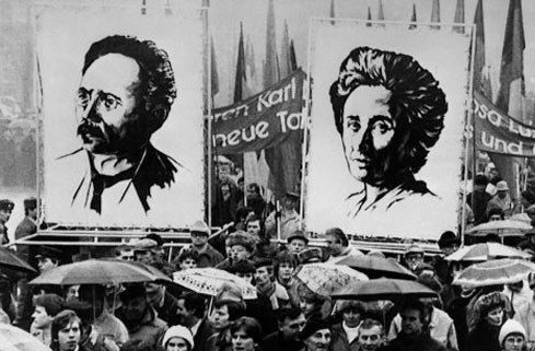 Perfis políticos de Karl Liebknecht e Rosa Luxemburgo, por Leon Trotsky