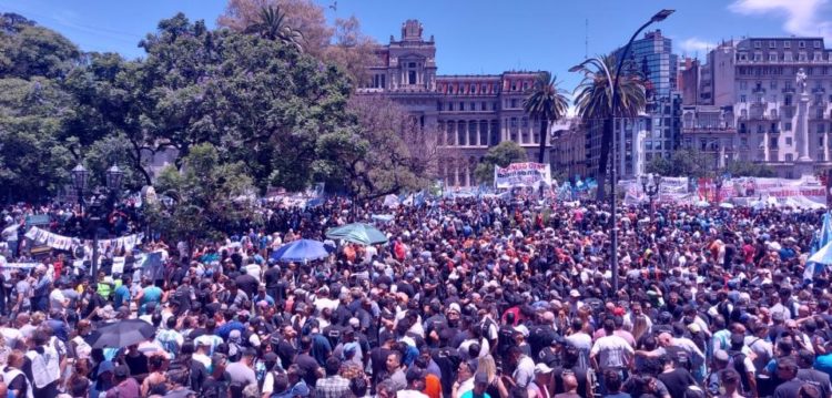 Apoio à greve geral de 24 de janeiro na Argentina