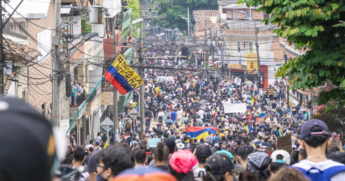 Desafios e horizonte político na Colômbia