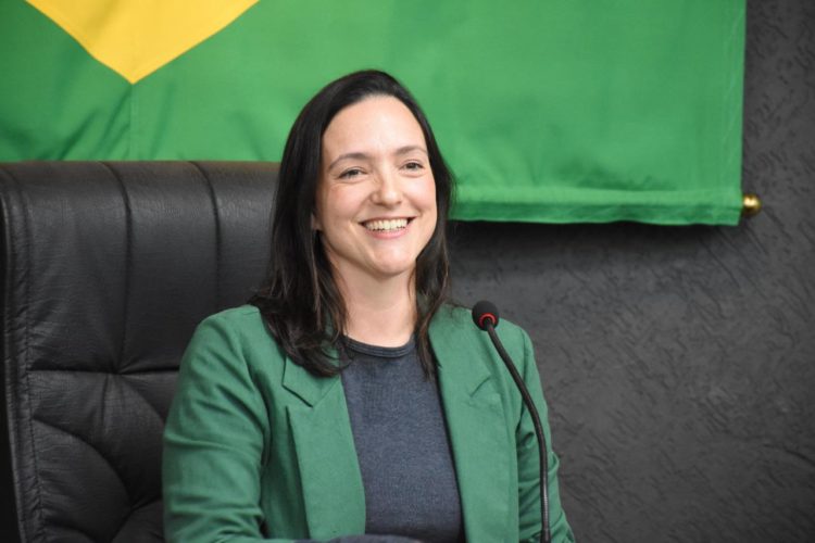 Roberta Stopa: a vanguarda combativa e democrática na Câmara de Ourinhos