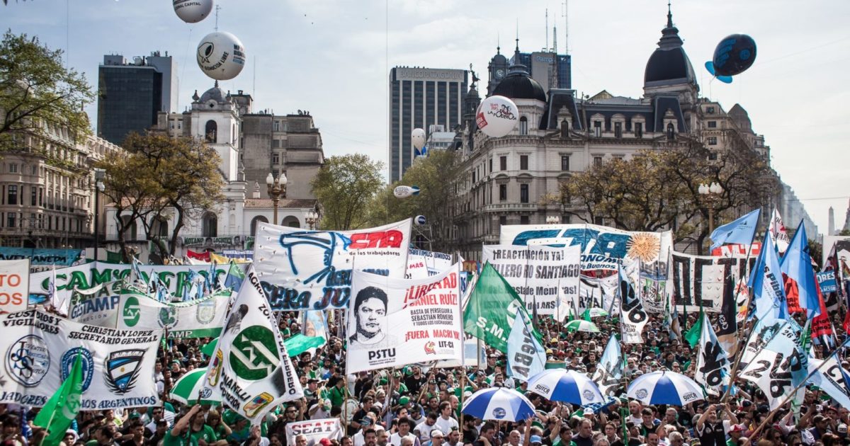 Argentina: rumo à Greve Geral
