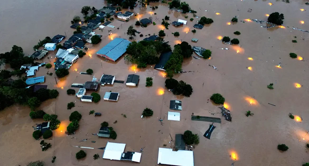 Rede Emancipa e coletivo Juntos! em solidariedade às vítimas das chuvas no RS