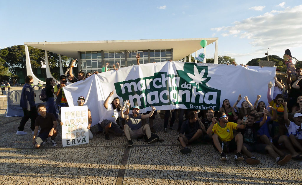 STF descriminaliza porte de maconha para usuários