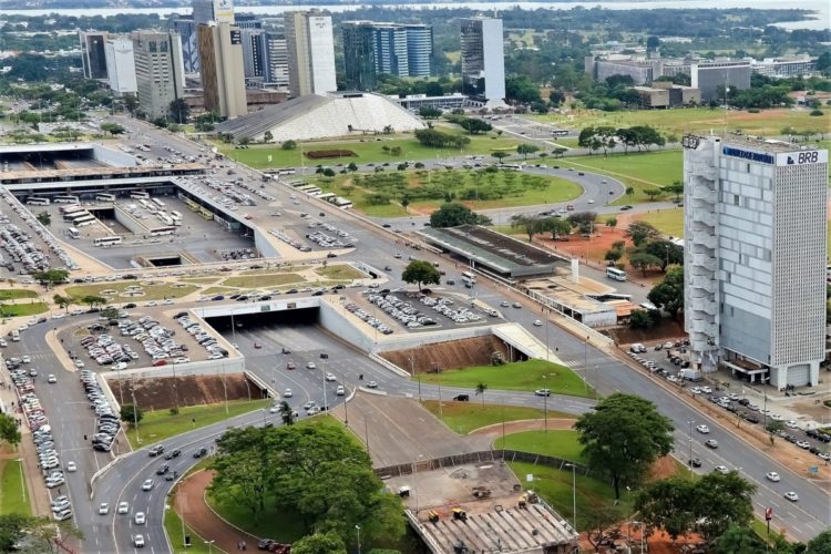 Câmara do DF aprova mudanças urbanísticas drásticas em Brasília