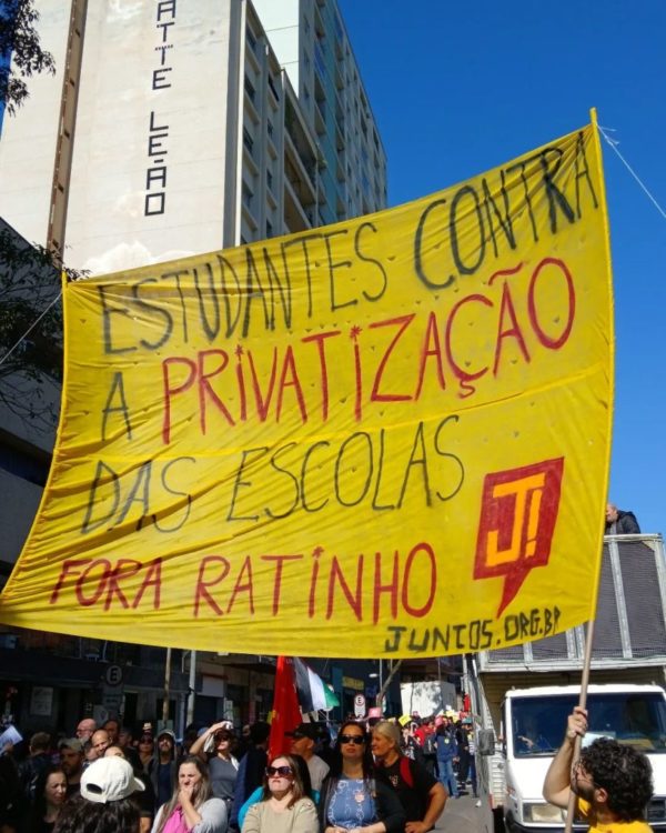 Por Comitês Contra a Privatização da Escola em Todo o Paraná