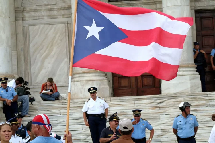 Uma questão de classe: as classes dominantes e a crise de Porto Rico