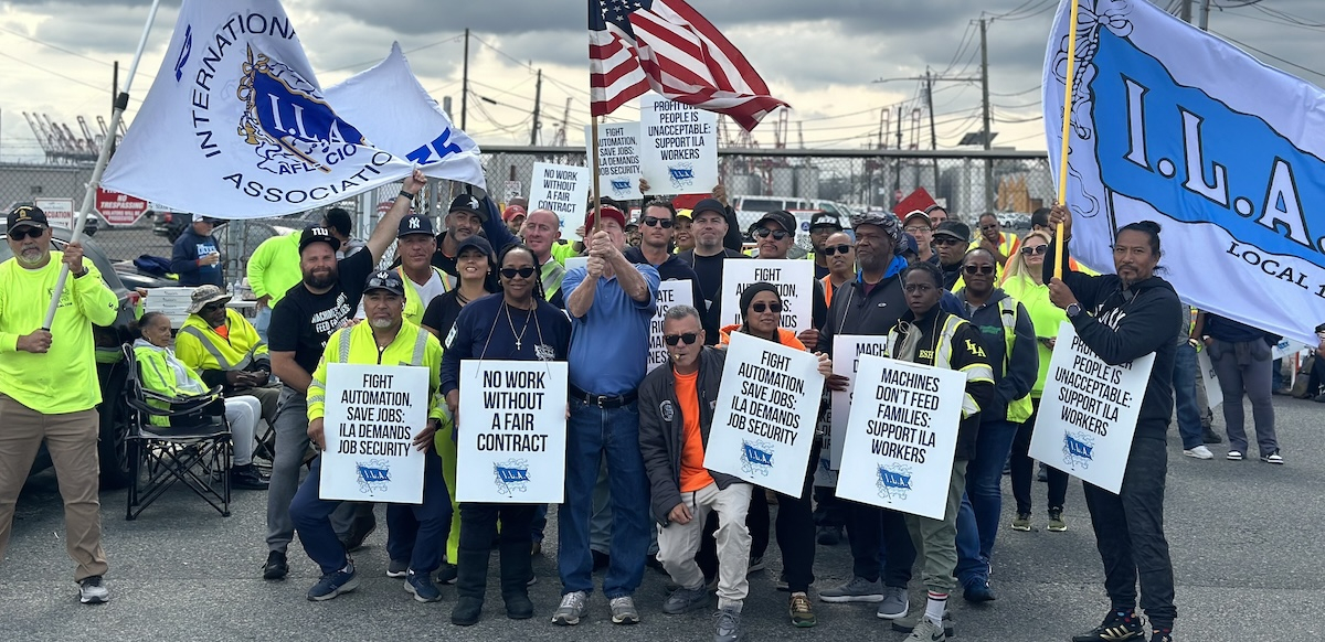 EUA: Navios se acumulam enquanto greve de portuários atinge portos da Costa Leste