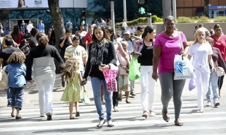 Mais de 700 cidades não cumpriram a cota mínima de candidaturas femininas