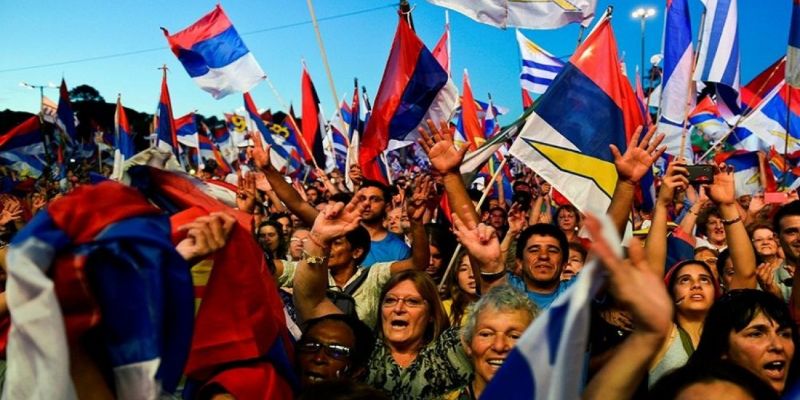 Frente Ampla vence eleições no Uruguai