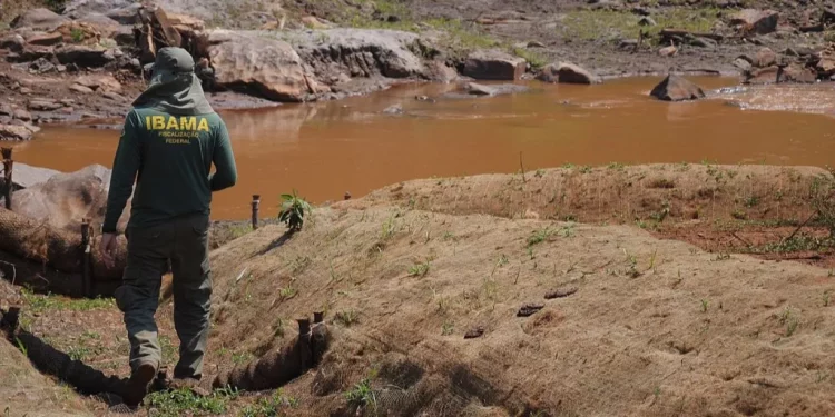 Nove anos depois do crime de Mariana, segue a luta por justiça e pelo controle da mineração globalizada