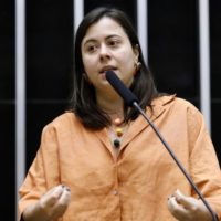 Sâmia Bomfim aciona o MP contra apologia ao estupro em evento universitário