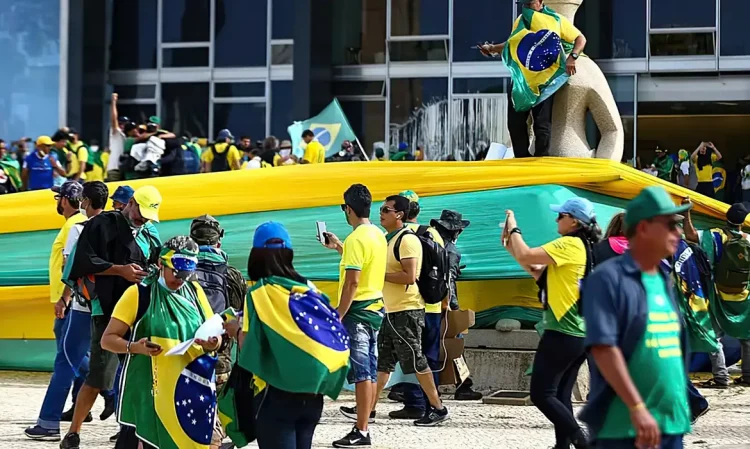 A influência anticomunista cristã na tentativa de golpe de 2023