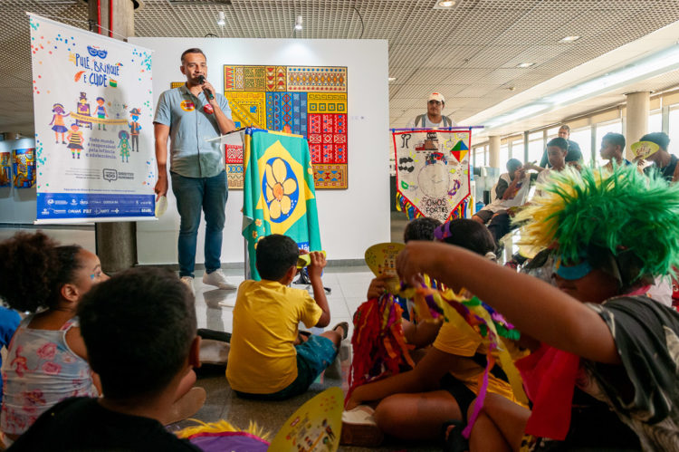 Proteção na folia: campanha reforça direitos de crianças e adolescentes no Carnaval