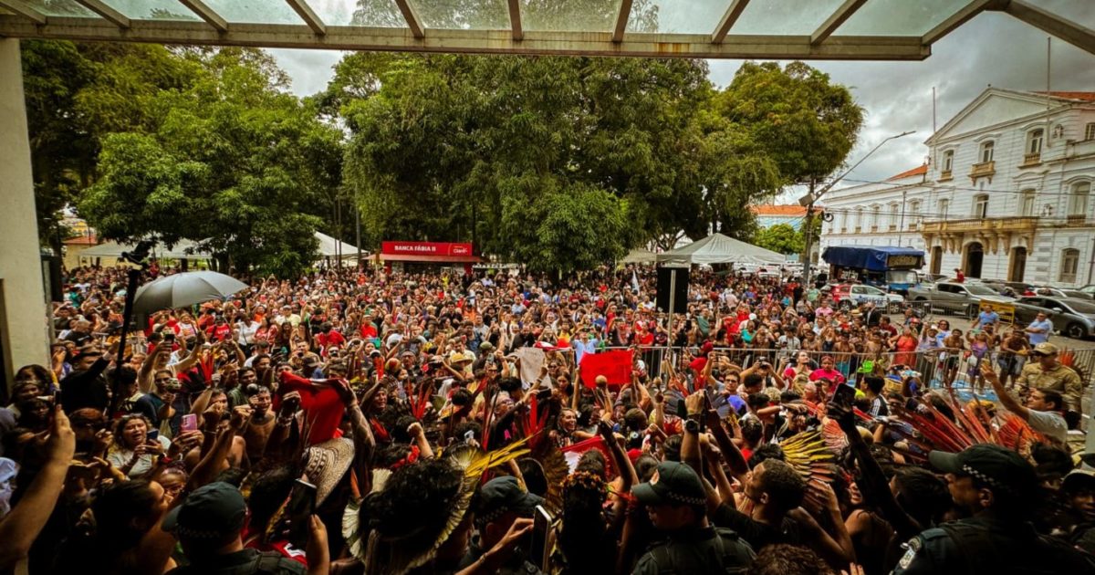 O movimento indígena mostrou o caminho: independência e unidade com quem luta!