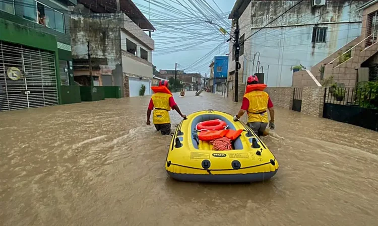 Emergência climática: como enfrentar o negacionismo e o racismo ambientais?