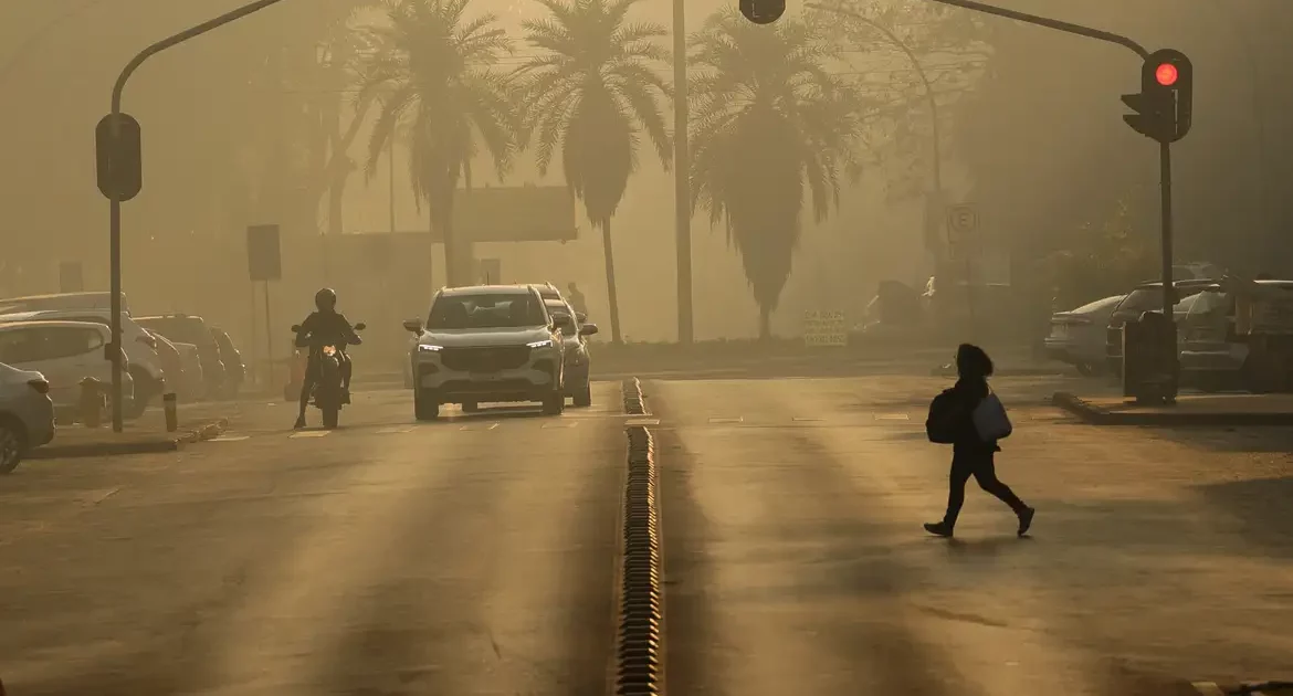 Crise climática deixou mais de 1 milhão de estudantes sem aulas