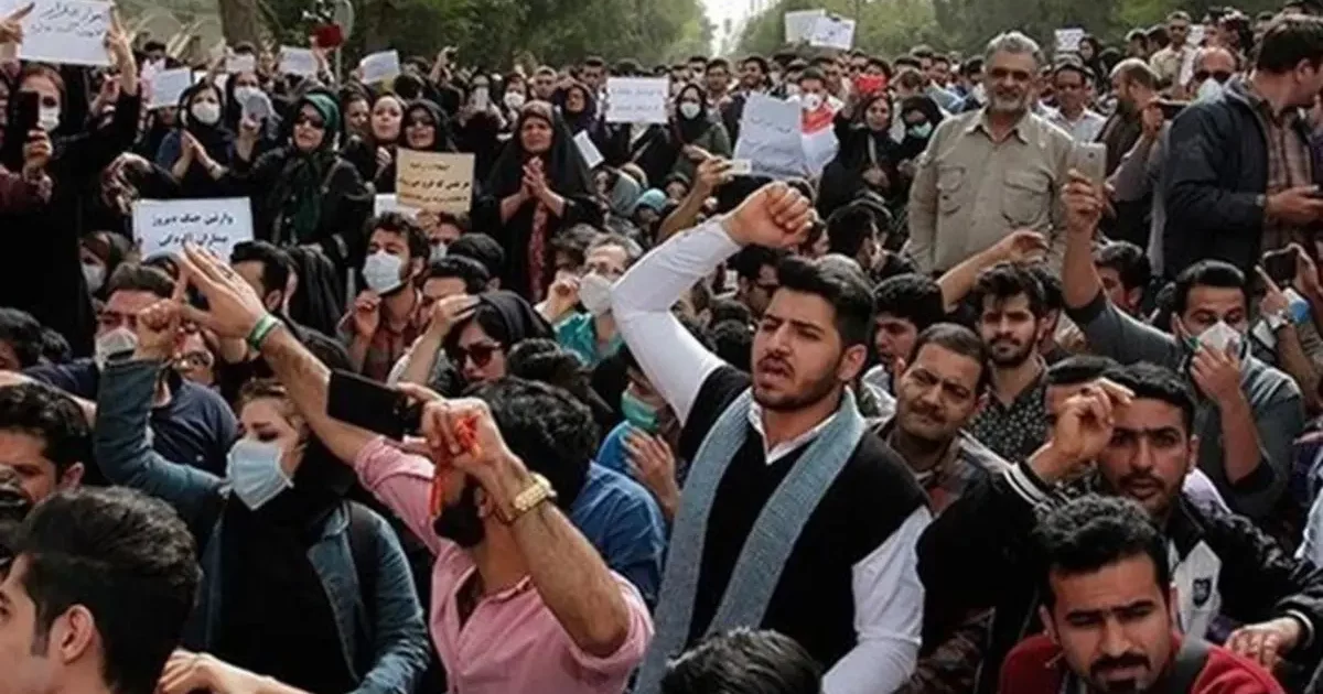 Declaração de organizações independentes iranianas contra a guerra