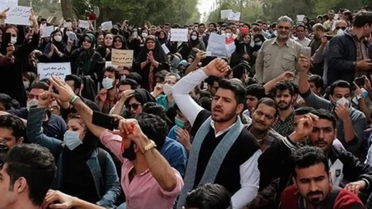 Declaração de organizações independentes iranianas contra a guerra