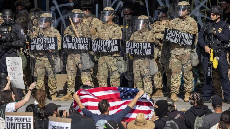 Em Los Angeles, explode a agressão policial-militar do governo Trump