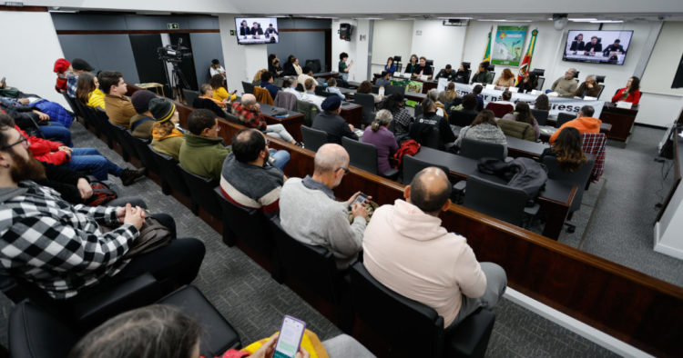 ‘O lucro não pode estar acima da vida’