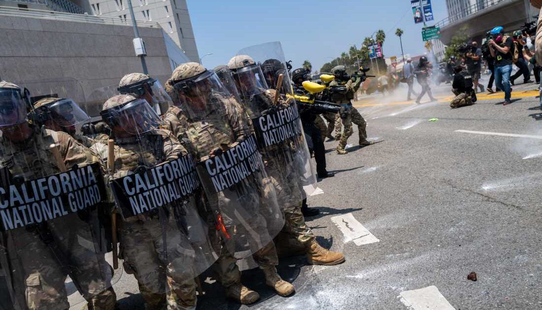 EUA: protestos pró-imigrantes crescem, Trump convoca a Guarda Nacional