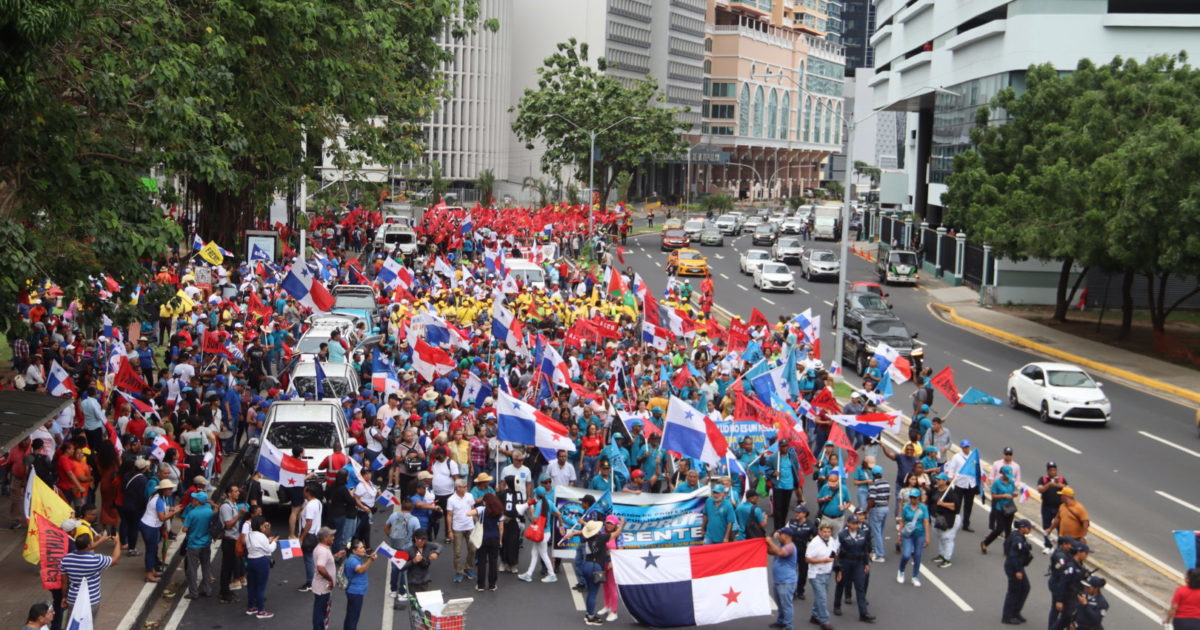 NOTA DE SOLIDARIDAD CON SAUL MENDEZ Y CON EL SUNTRACS
